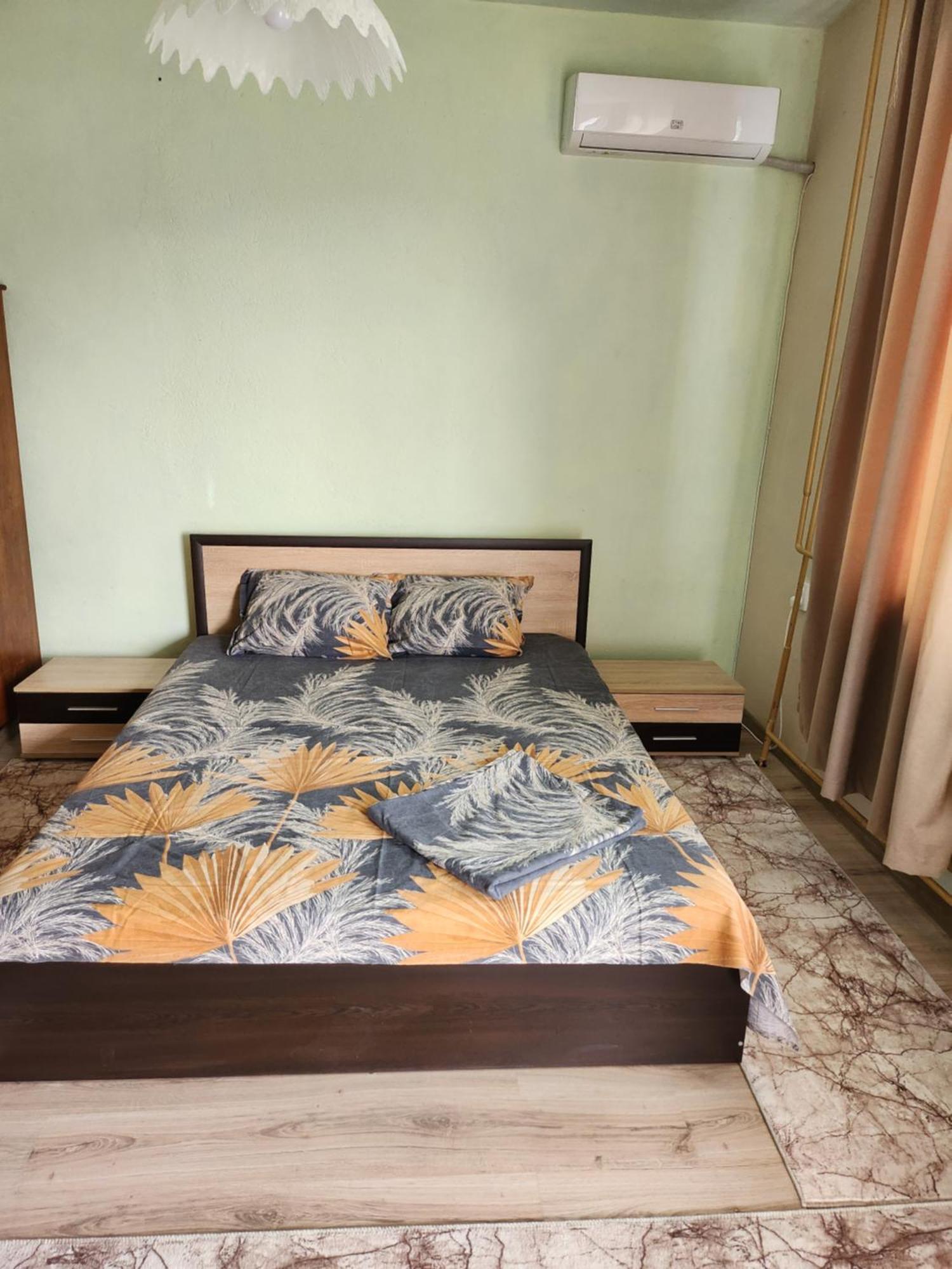 Apartment Lachevi Санданський Екстер'єр фото